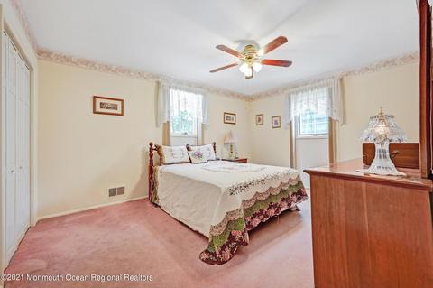 34 Danemar Dr, Matawan, NJ 07747 photo 18