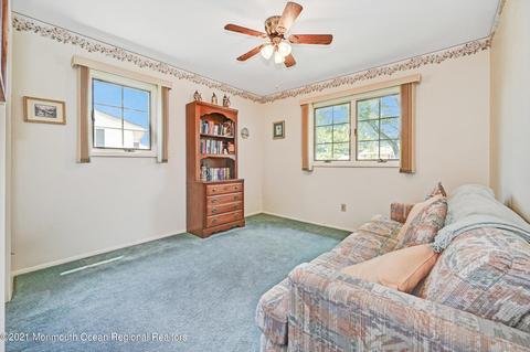 34 Danemar Dr, Matawan, NJ 07747 photo 20