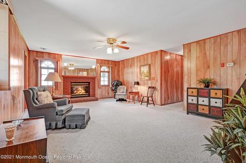 34 Danemar Dr, Matawan, NJ 07747 photo 10