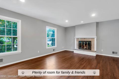 643 Summit Pl, Brielle, NJ 08730 photo 4