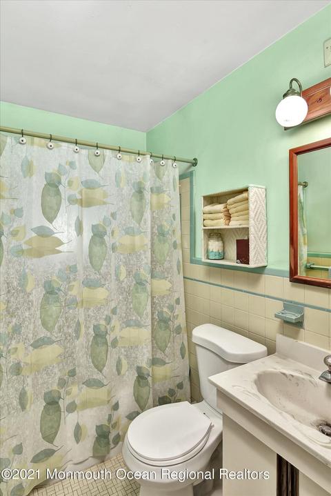 84 Bloomfield Ave, Edison, NJ 08837 photo 17