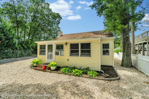 46 Liverpool Rd, Brick, NJ 08723 photo 2