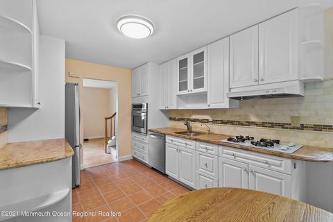 6 Eric Ct, Parlin, NJ 08859 photo 6