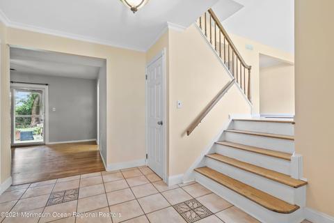 6 Eric Ct, Parlin, NJ 08859 photo 3