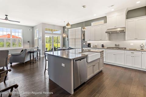 4 Holbrooke Dr, Forked River, NJ 08731 photo 10