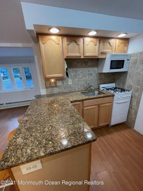 29 Willow St, Waretown, NJ 08758 photo 9