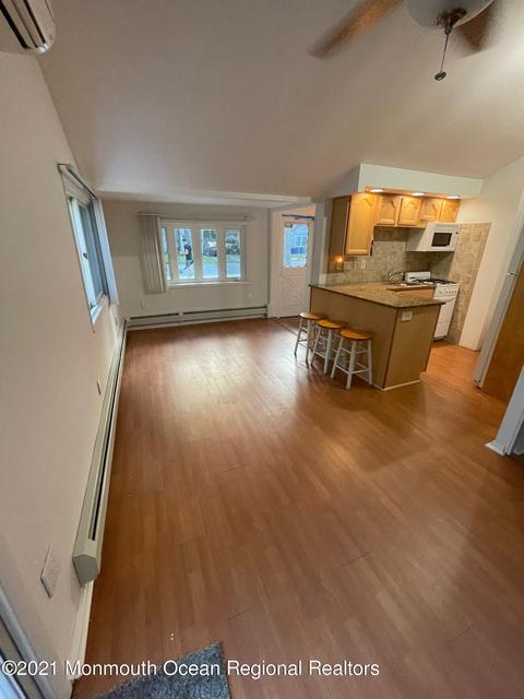 29 Willow St, Waretown, NJ 08758 photo 6