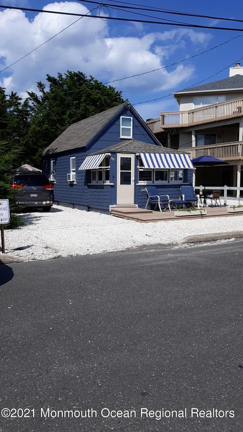 113 E 26th St, Ship Bottom, NJ 08008 photo 2