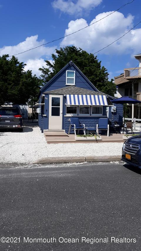 113 E 26th St, Ship Bottom, NJ 08008 photo 9