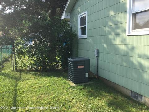 475 Barnacle Rd, Forked River, NJ 08731 photo 4