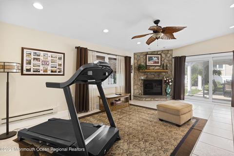 808 Constitution Dr, Brick, NJ 08724 photo 18