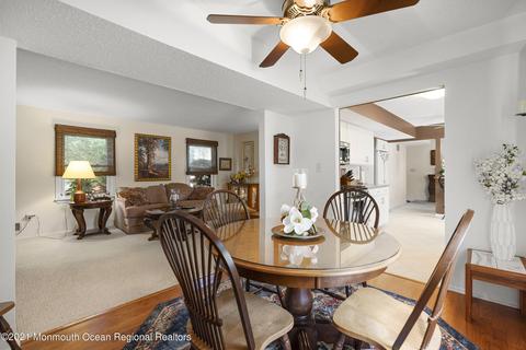 808 Constitution Dr, Brick, NJ 08724 photo 7