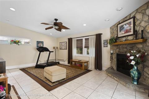 808 Constitution Dr, Brick, NJ 08724 photo 16