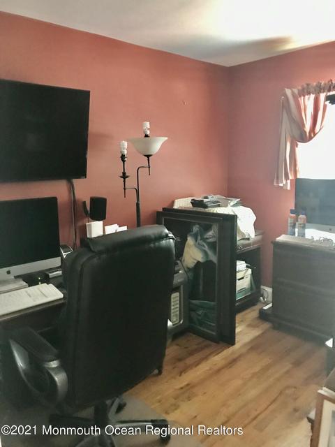 109 Walnut Dr, Brick, NJ 08724 photo 8