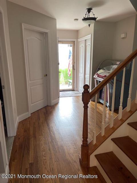 109 Walnut Dr, Brick, NJ 08724 photo 2