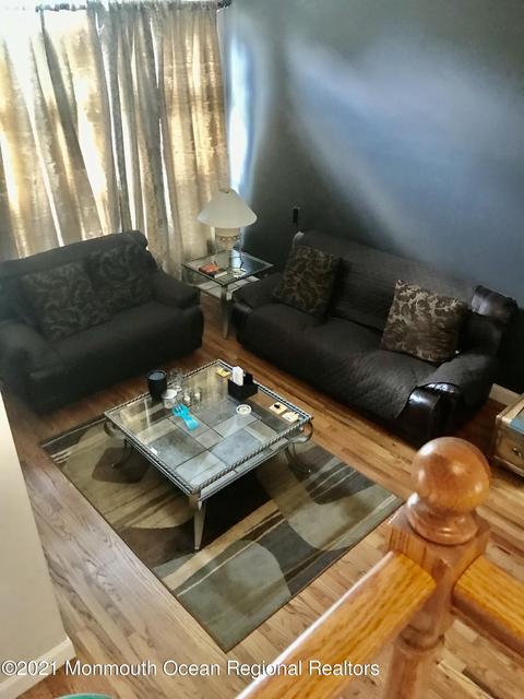 109 Walnut Dr, Brick, NJ 08724 photo 7