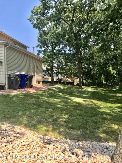 109 Walnut Dr, Brick, NJ 08724 photo 40