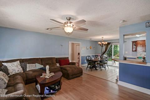 305 5th St, Waretown, NJ 08758 photo 4
