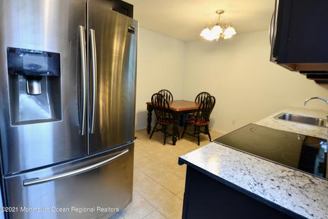 286 Tabetha Ct, Brick, NJ 08724 photo 3