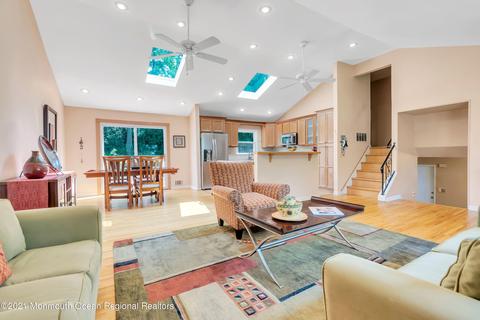 7 Hillside Ter, Ocean, NJ 07712 photo 5