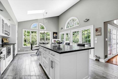 1005 Forrest Rd, Brielle, NJ 08730 photo 5