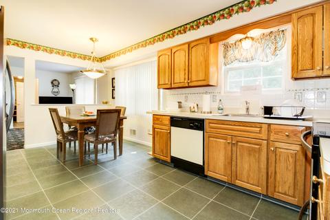 378 Pfister Rd, Jackson, NJ 08527 photo 11