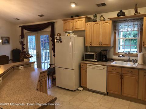 1352 Lee Way, Forked River, NJ 08731 photo 11