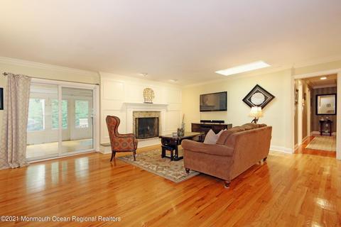 8 Conaskonk Dr, Ocean, NJ 07712 photo 4