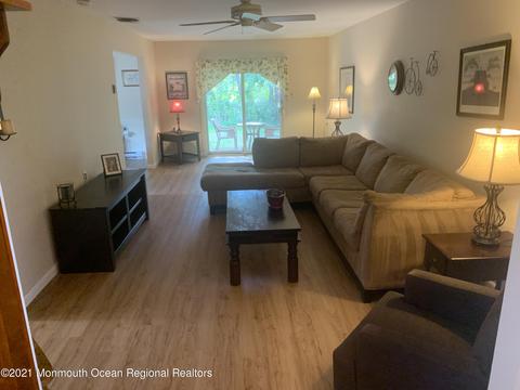 55 Markham Rd, Brick, NJ 08724 photo 7