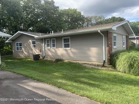 55 Markham Rd, Brick, NJ 08724 photo 2
