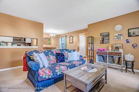 201 Daffodil Dr, Jackson, NJ 08527 photo 7