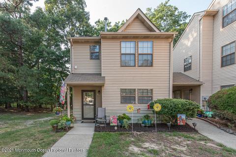 700 Goldthread Ct, Jackson, NJ 08527 photo 2