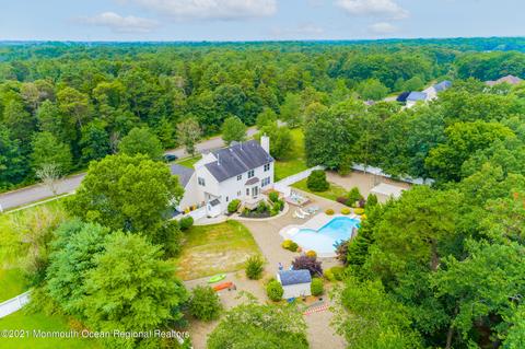 17 Nicole Ct, Jackson, NJ 08527 photo 2