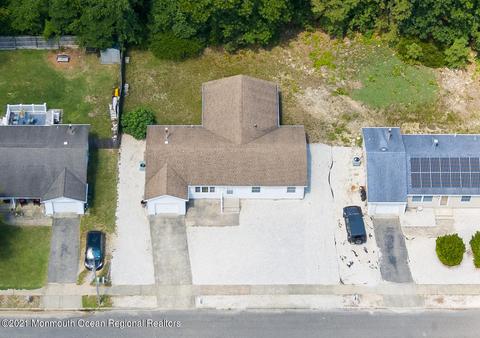 423 3rd St, Waretown, NJ 08758 photo 16