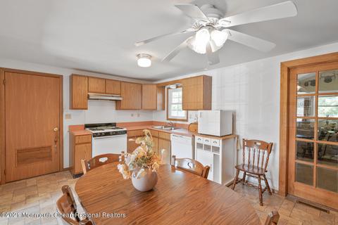 423 3rd St, Waretown, NJ 08758 photo 5