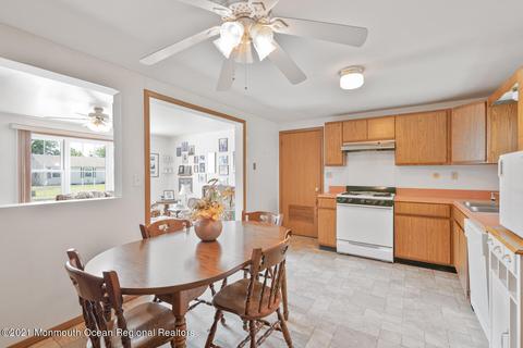 423 3rd St, Waretown, NJ 08758 photo 4
