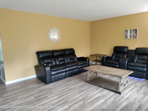 28 Lighthouse Dr, Waretown, NJ 08758 photo 2