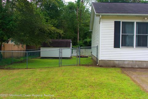 28 Lighthouse Dr, Waretown, NJ 08758 photo 24