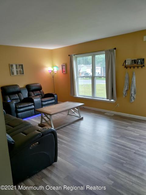 28 Lighthouse Dr, Waretown, NJ 08758 photo 5