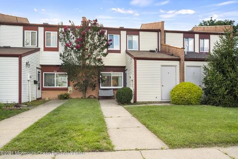 405 Central Blvd E, Brick, NJ 08724 photo 1