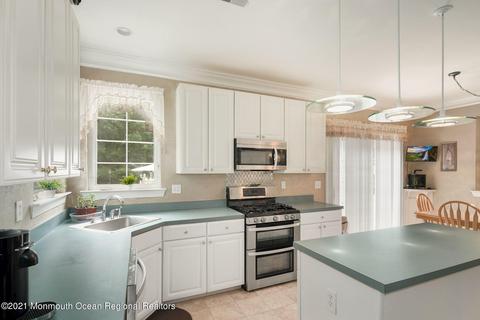 425 Diamond Rd, Jackson, NJ 08527 photo 5