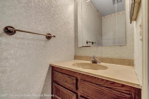 44 Maple Dr, Spring Lake Heights, NJ 07762 photo 19