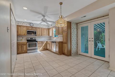 44 Maple Dr, Spring Lake Heights, NJ 07762 photo 11