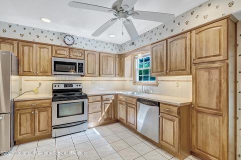 44 Maple Dr, Spring Lake Heights, NJ 07762 photo 15