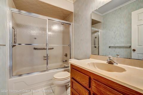 44 Maple Dr, Spring Lake Heights, NJ 07762 photo 24