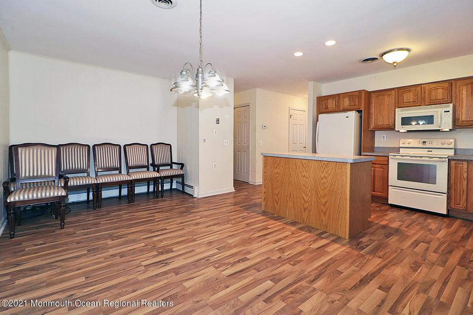  28 Vail St, Toms River, NJ 08757 photo 24