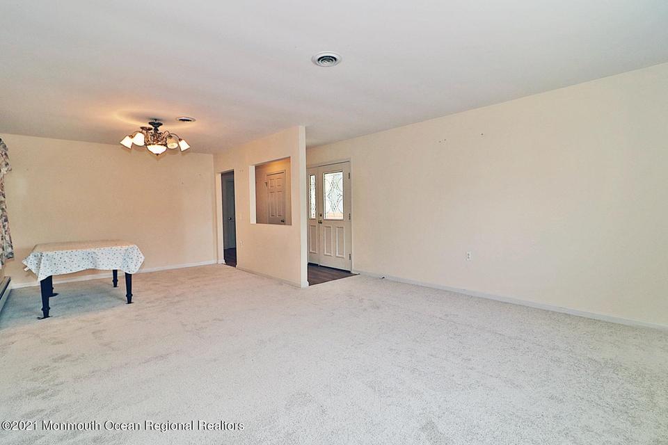  28 Vail St, Toms River, NJ 08757 photo 11