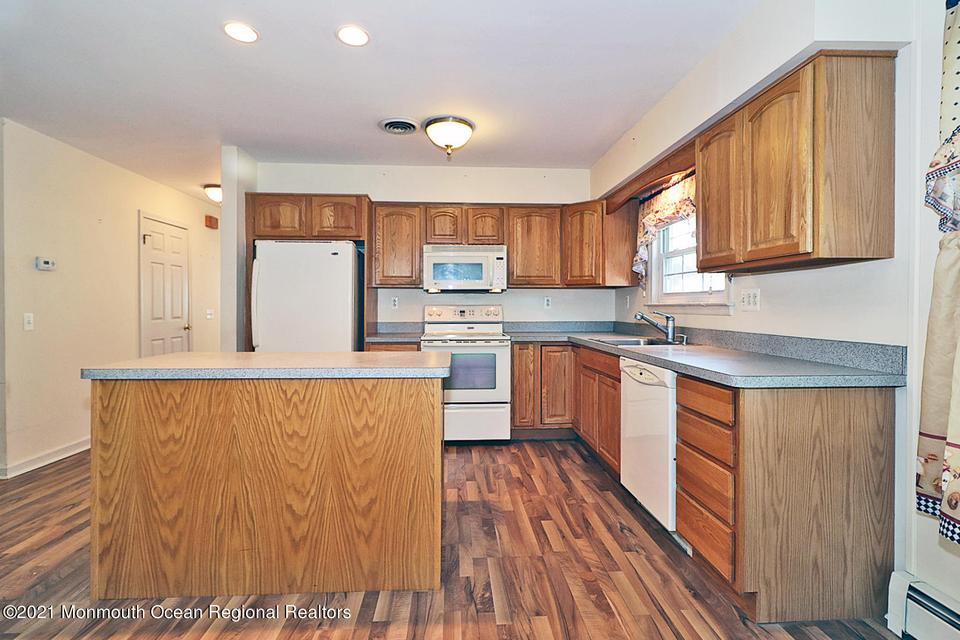  28 Vail St, Toms River, NJ 08757 photo 19