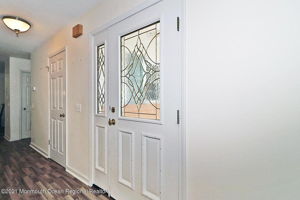  28 Vail St, Toms River, NJ 08757 photo 9
