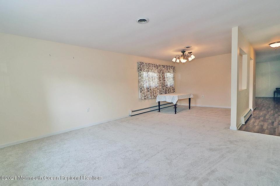  28 Vail St, Toms River, NJ 08757 photo 12